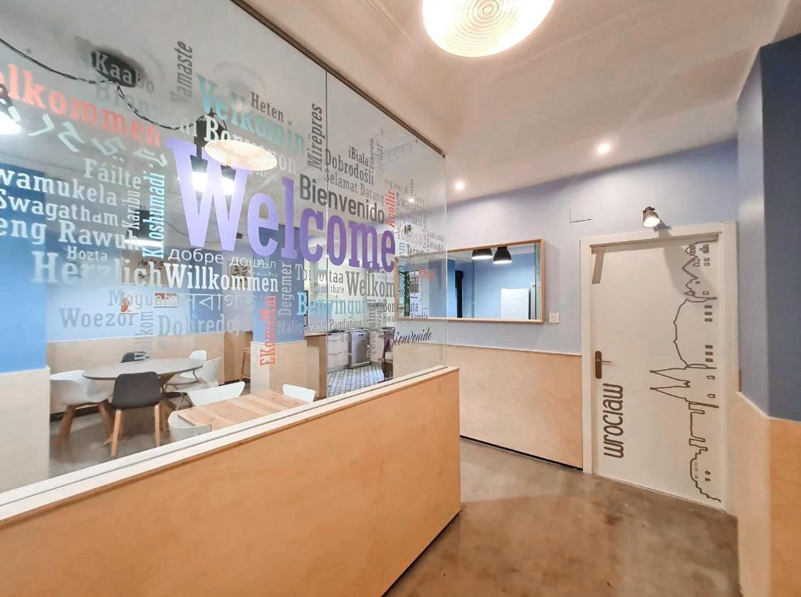 Az The Zity Hostel - Coliving Zaragoza Exterior photo
